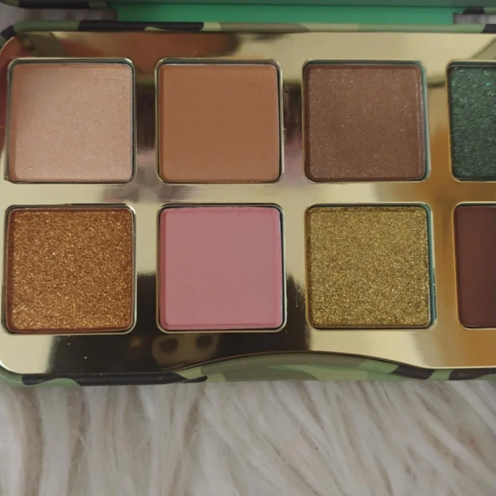 💚FIRM! NWT TOO FACED MAJOR LOVE EYESHADOW PALETTE (LIMITED EDITION)